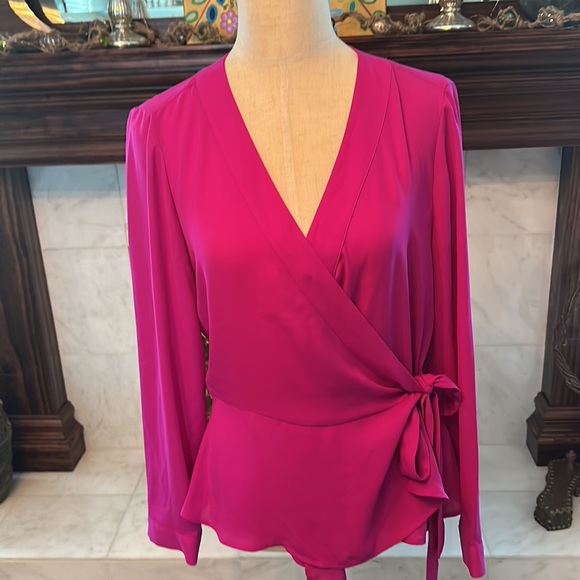 Cynthia Steffe | Vibrant Fuchsia Pink Wrap Dressy Peplum LS Blouse MEDIUM💕💕 - Picture 6 of 7